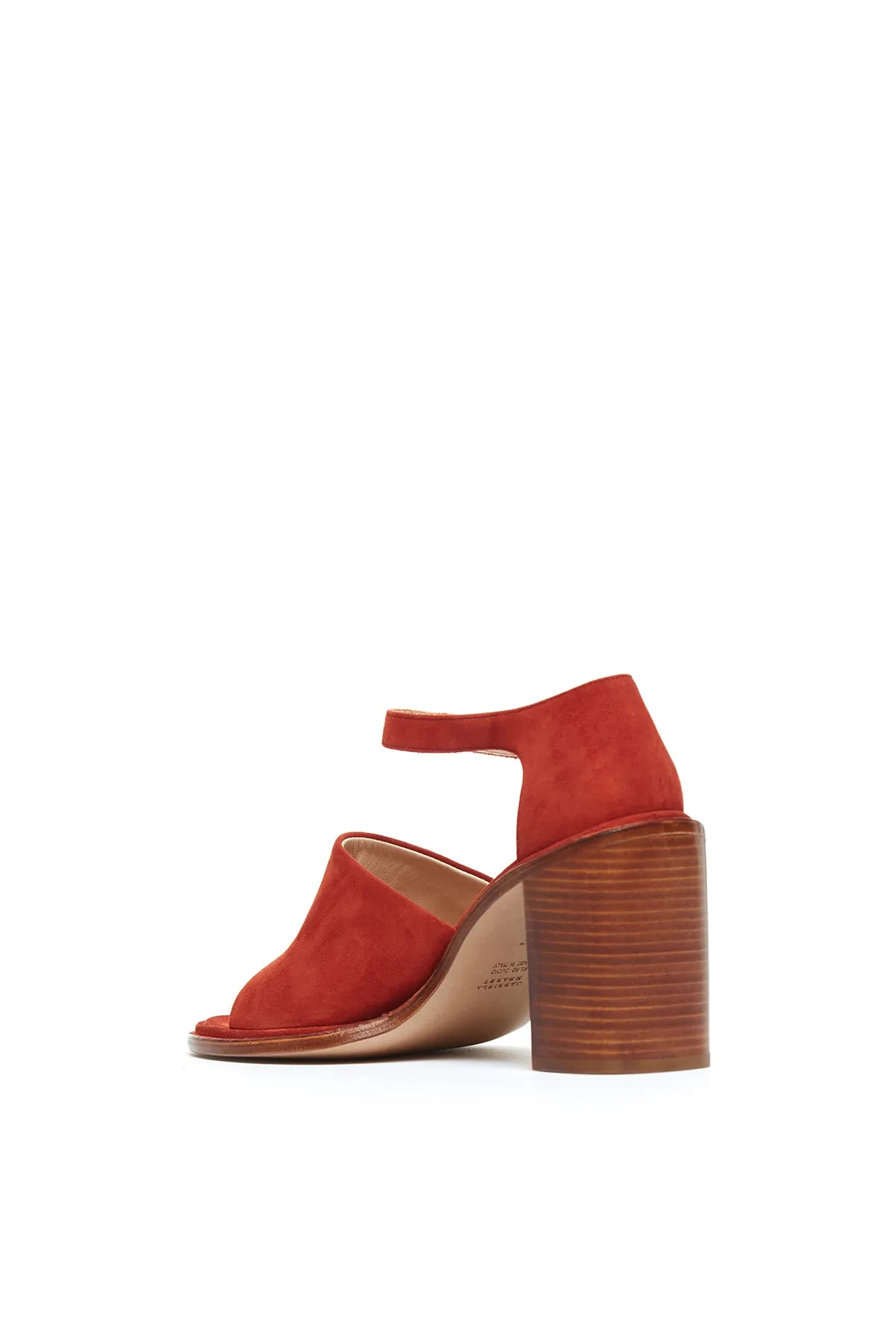 Beau Heel in Rust Suede