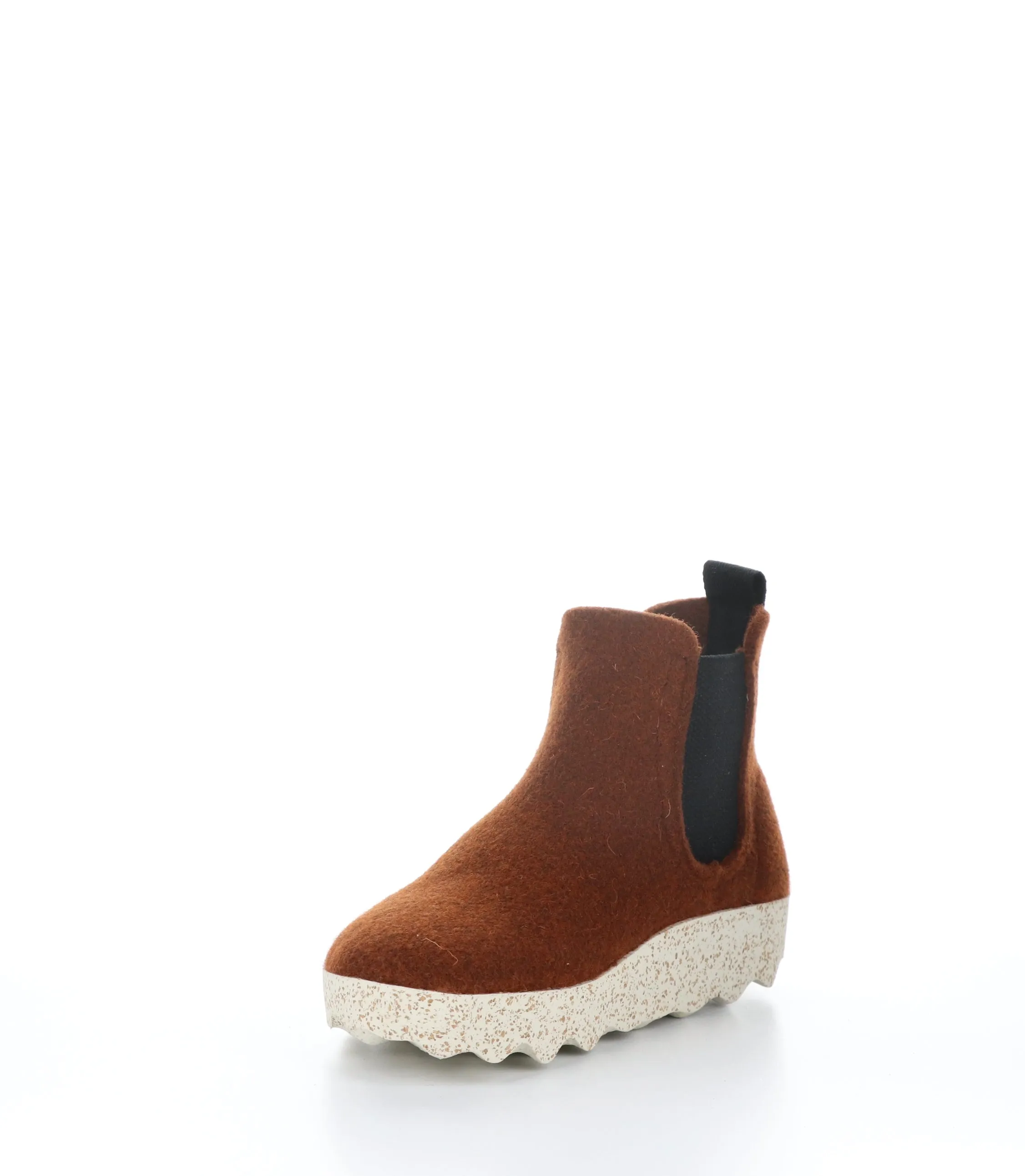 CAIA084ASP Brown Round Toe Boots