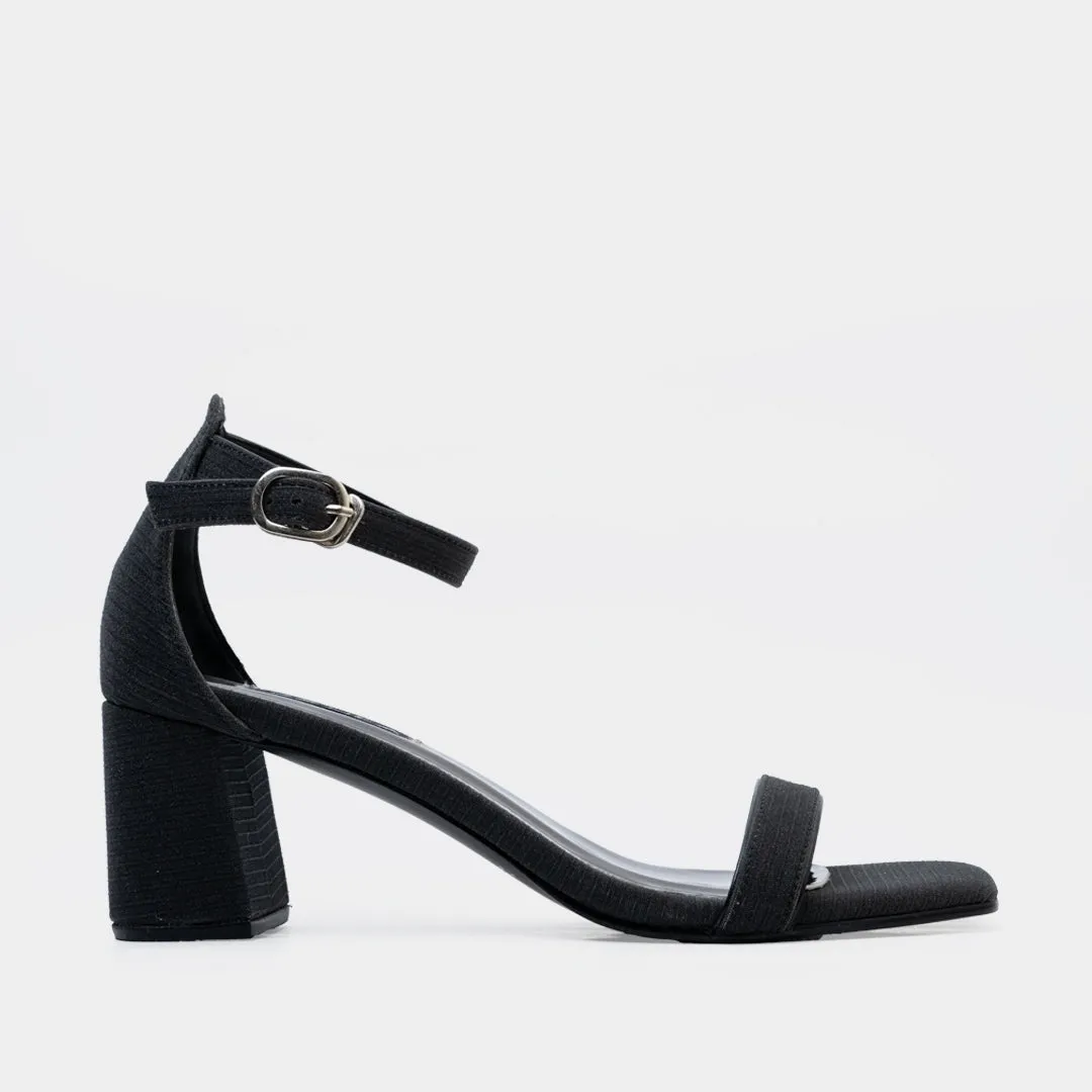Kerry Sandals (Black)