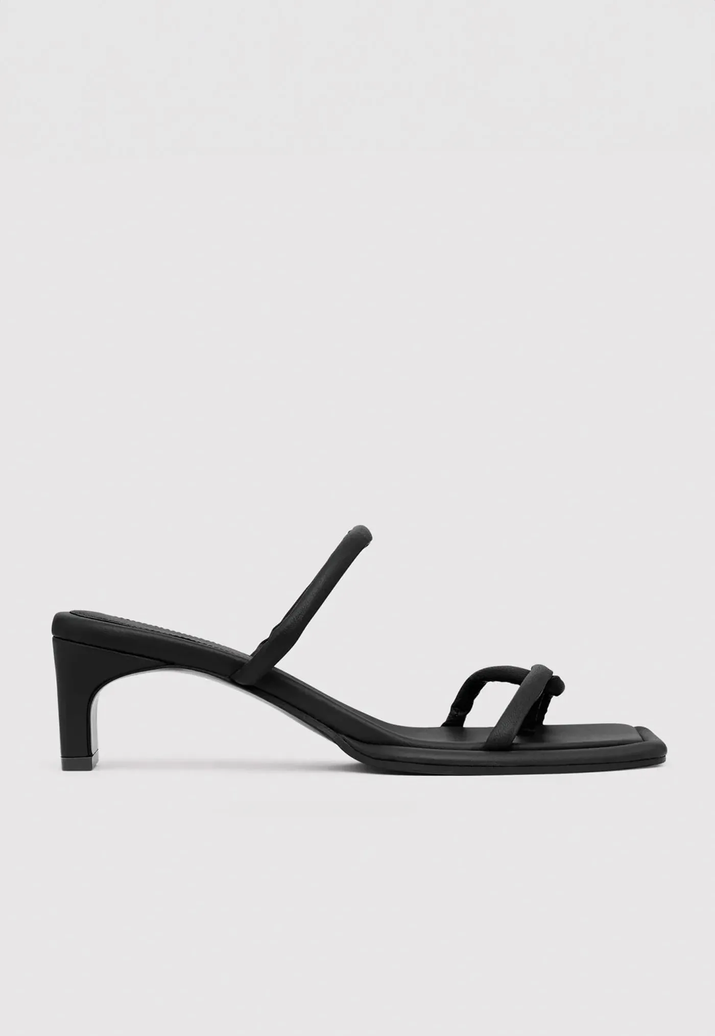 Loop Heel - Black
