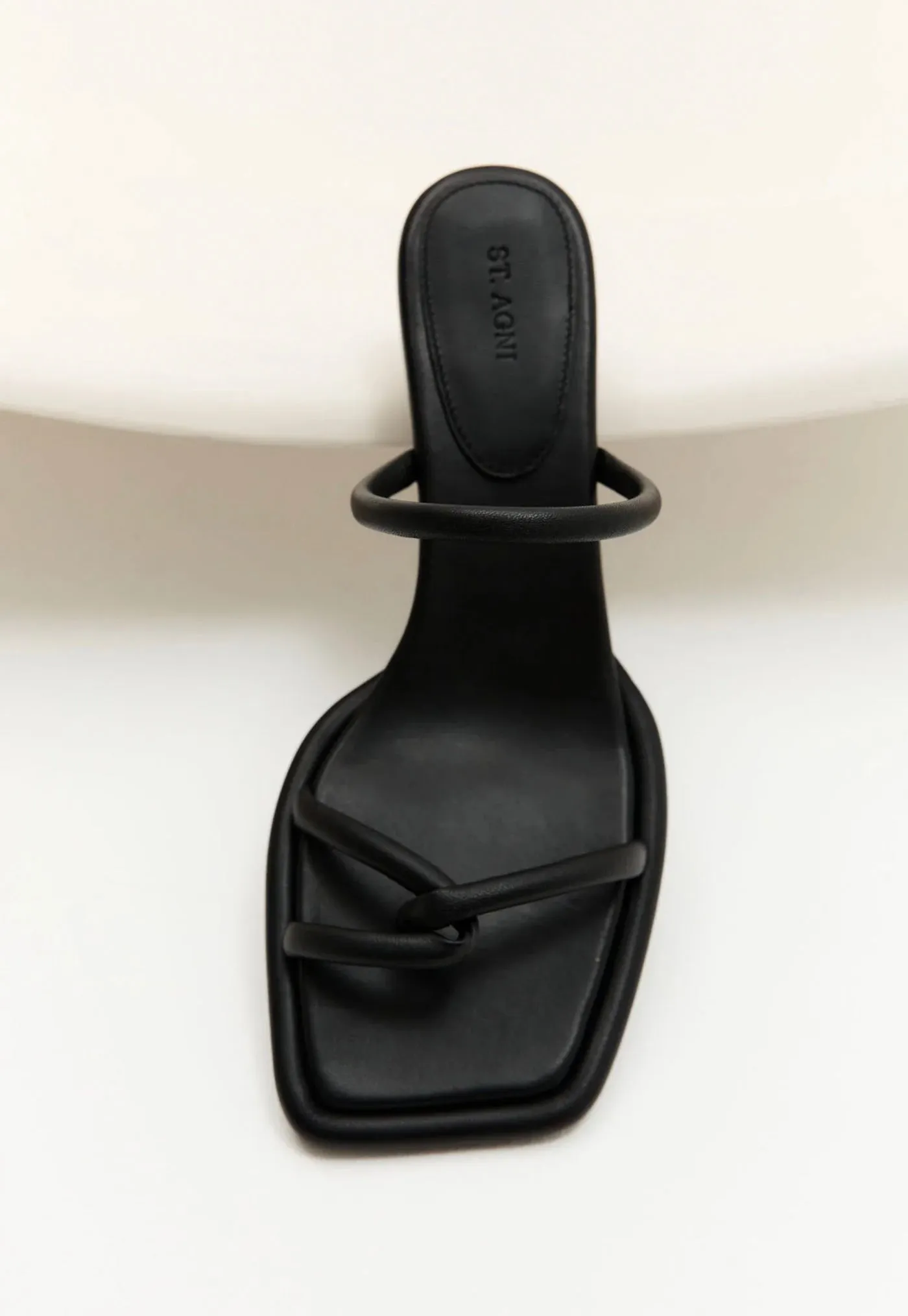 Loop Heel - Black