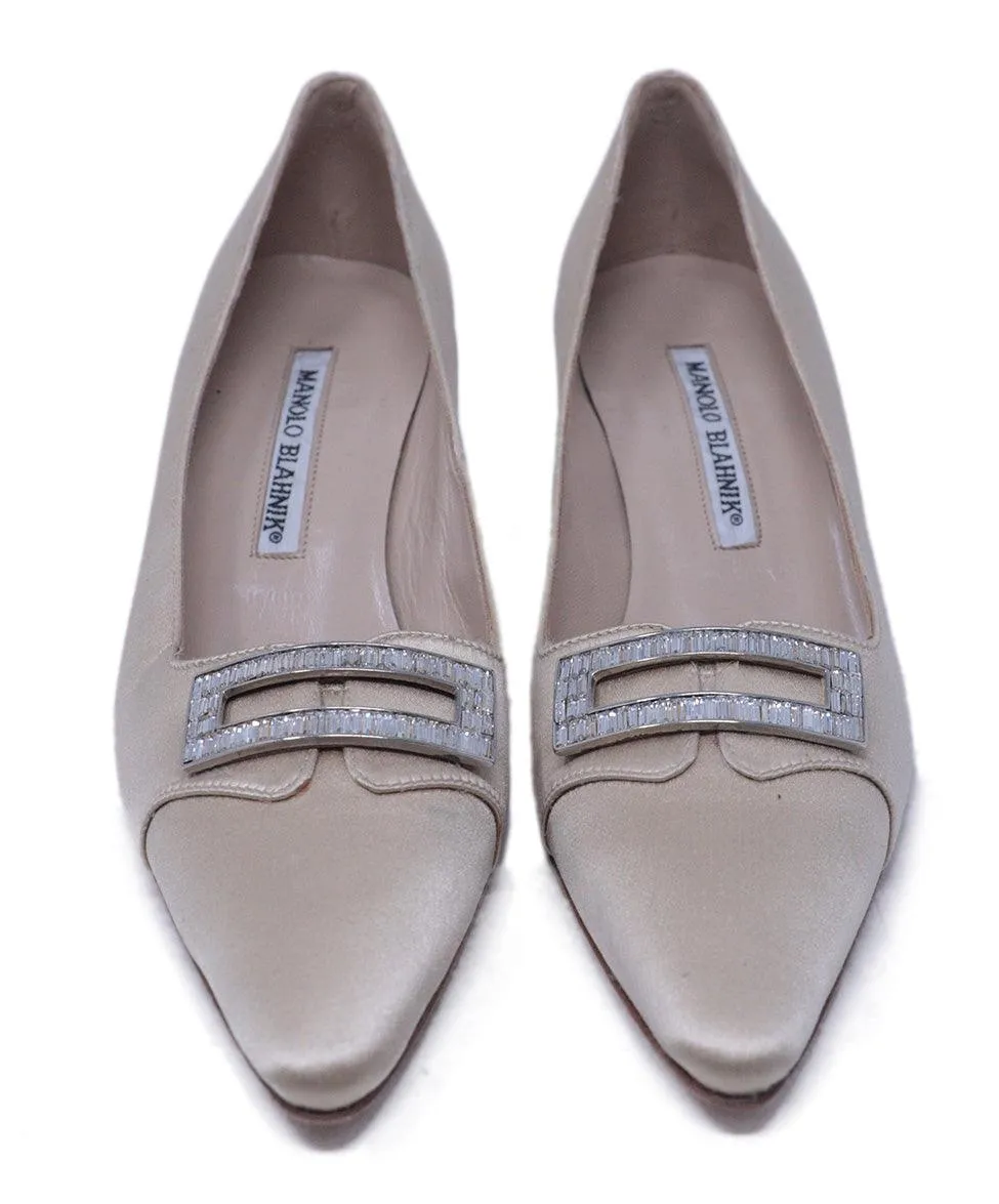 Manolo Blahnik Beige Satin Rhinestone Heels sz 6.5