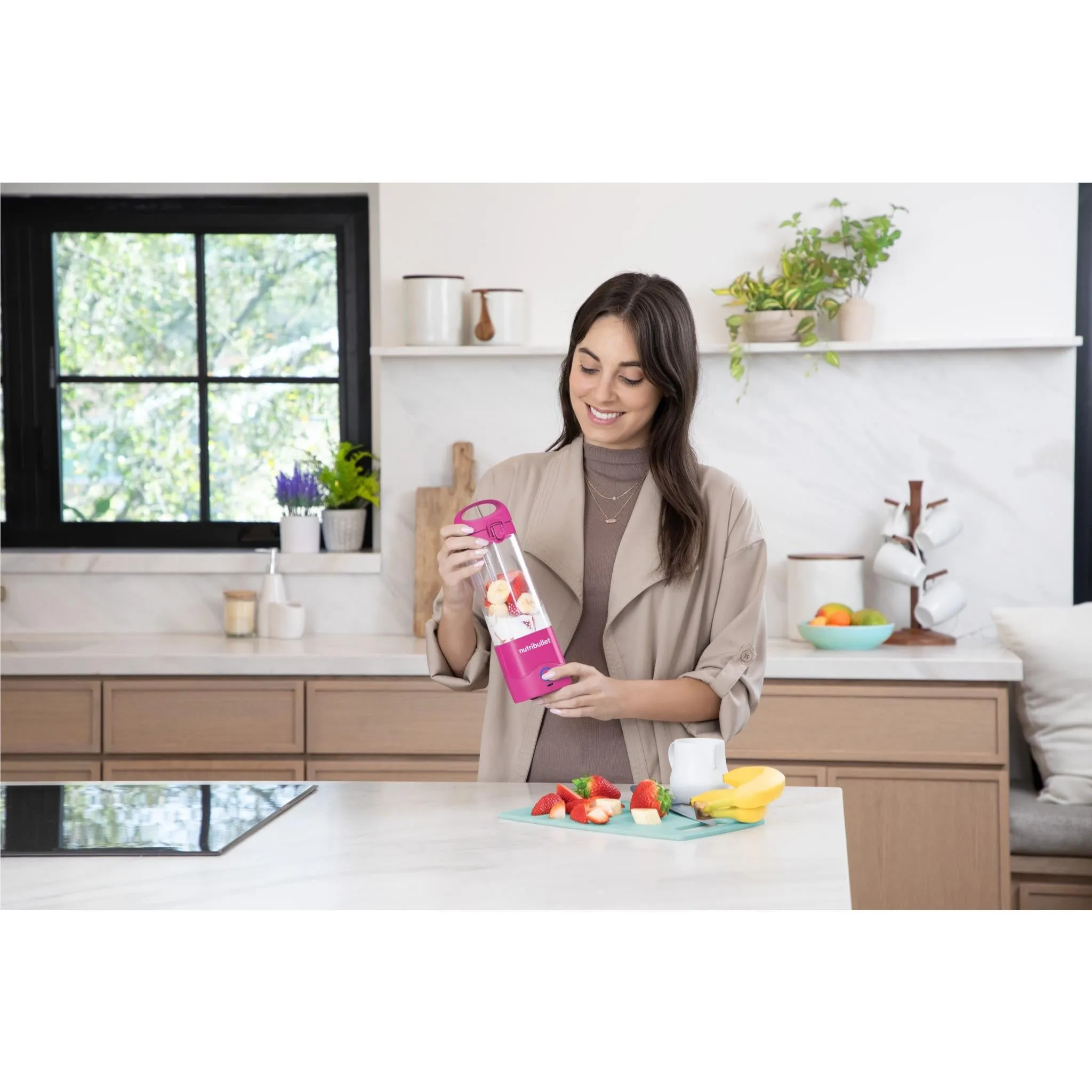 NutriBullet Portable Blender (Hot Pink)