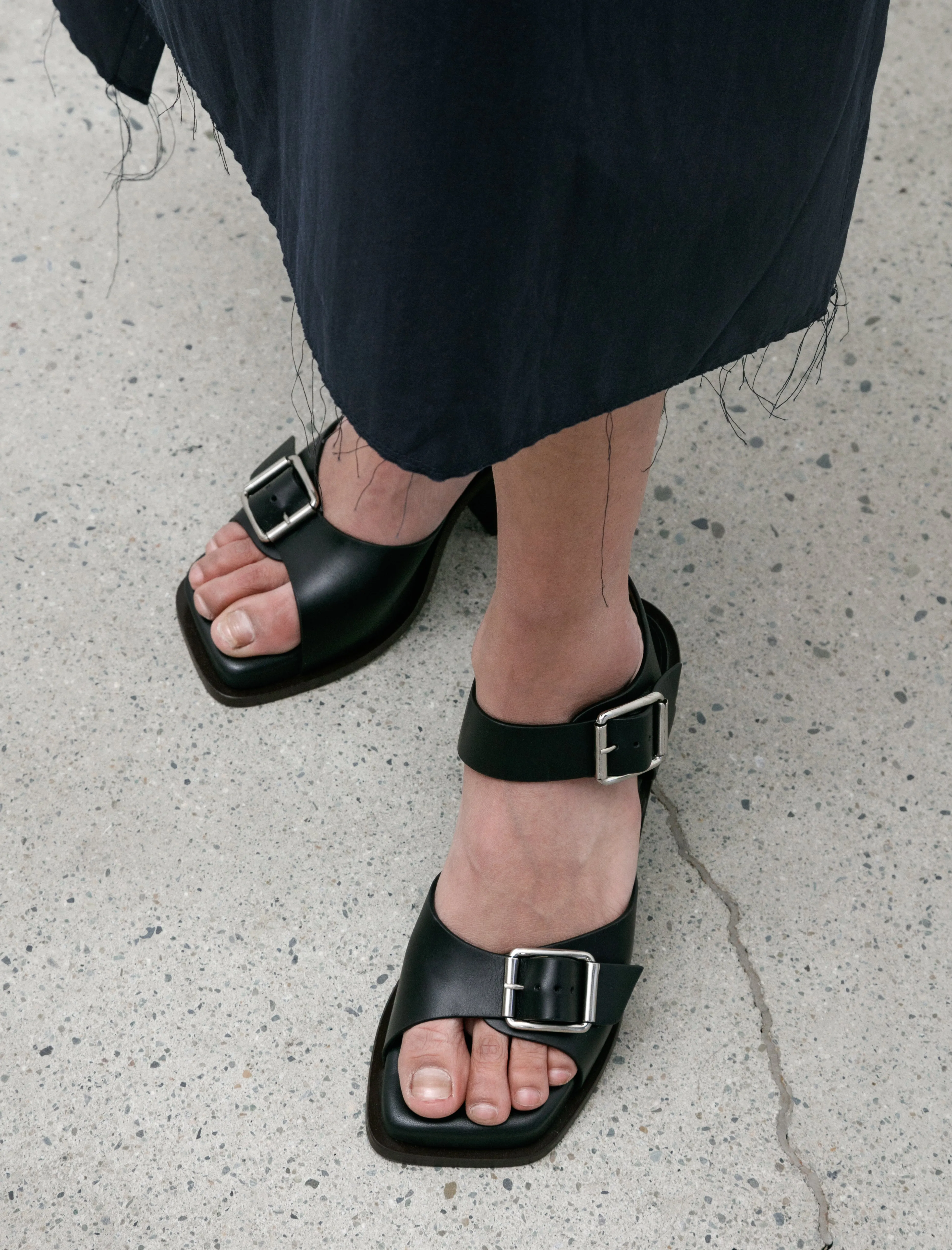 Square Heeled Sandals Black 80