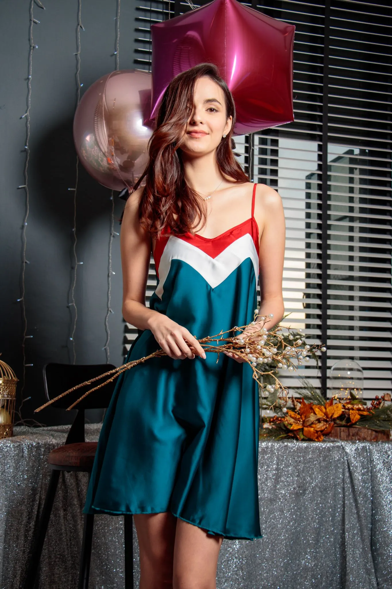 Sweetheart Colourblock Swing Dress in Timeless Teal