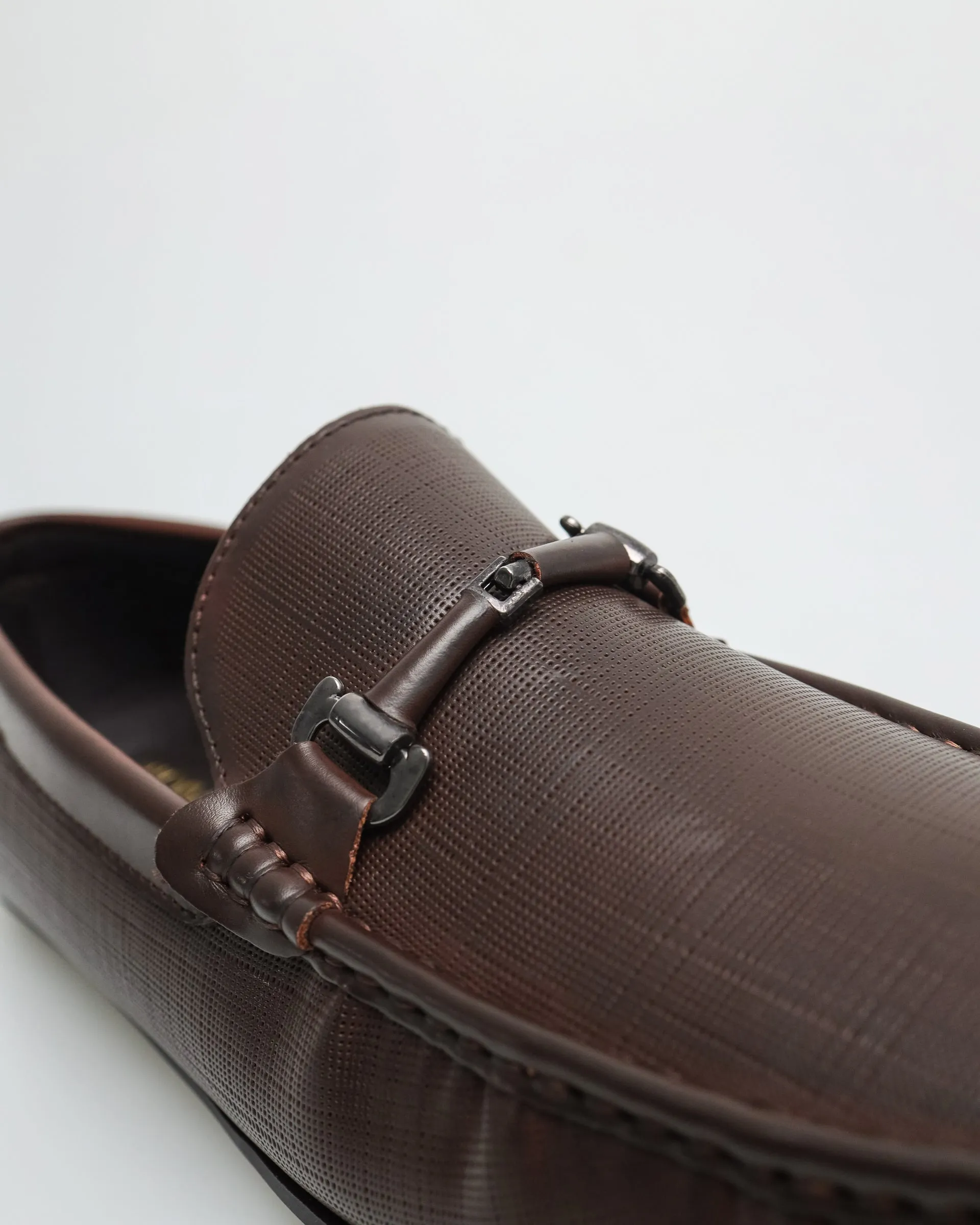 Tomaz C545 Men's Buckle Moccasins